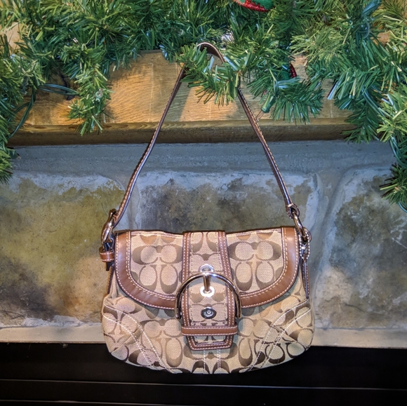 Coach Handbags - Coach Shoulder Bag